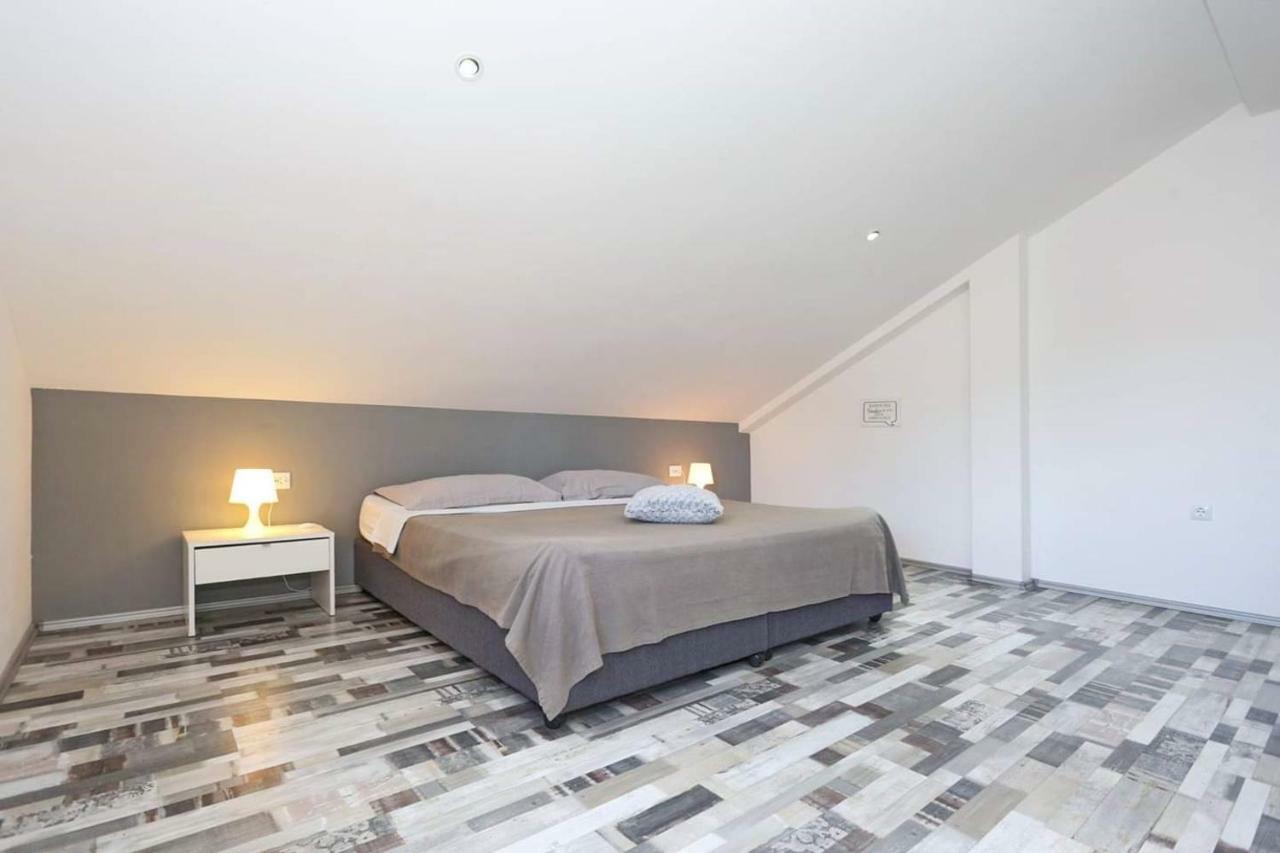 Apartmani Natali 자다르 외부 사진